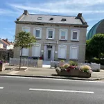 Le Presbytere Des Baraques A Bleriot-plage - 3 *